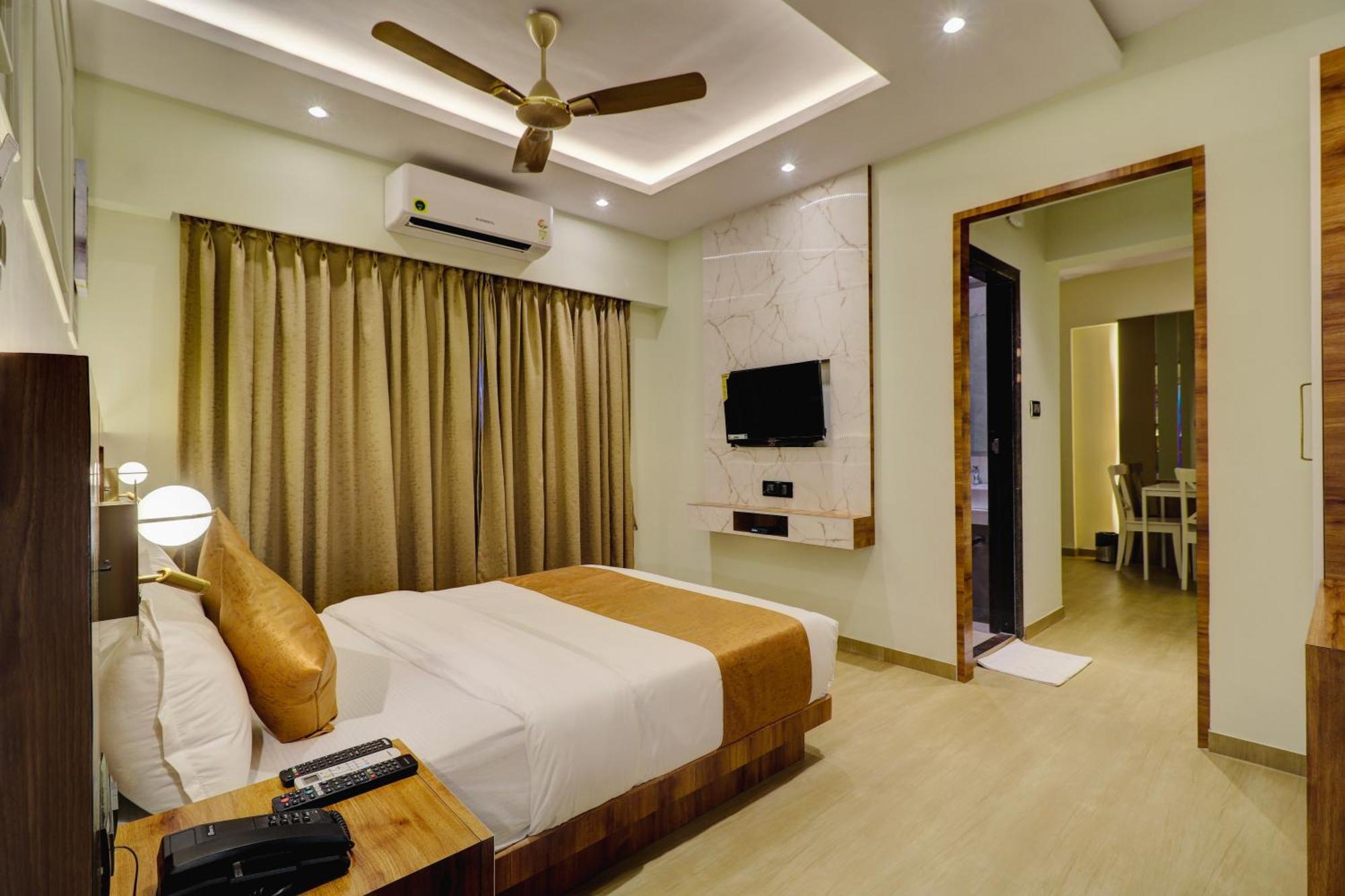 Home2 Suites And Service Apartments, Mumbai Airport ภายนอก รูปภาพ